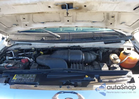 2011 Ford E-350 Super Duty Xlt z USA, uszkodzony, nr VIN 1FBNE3BL0BDA90055